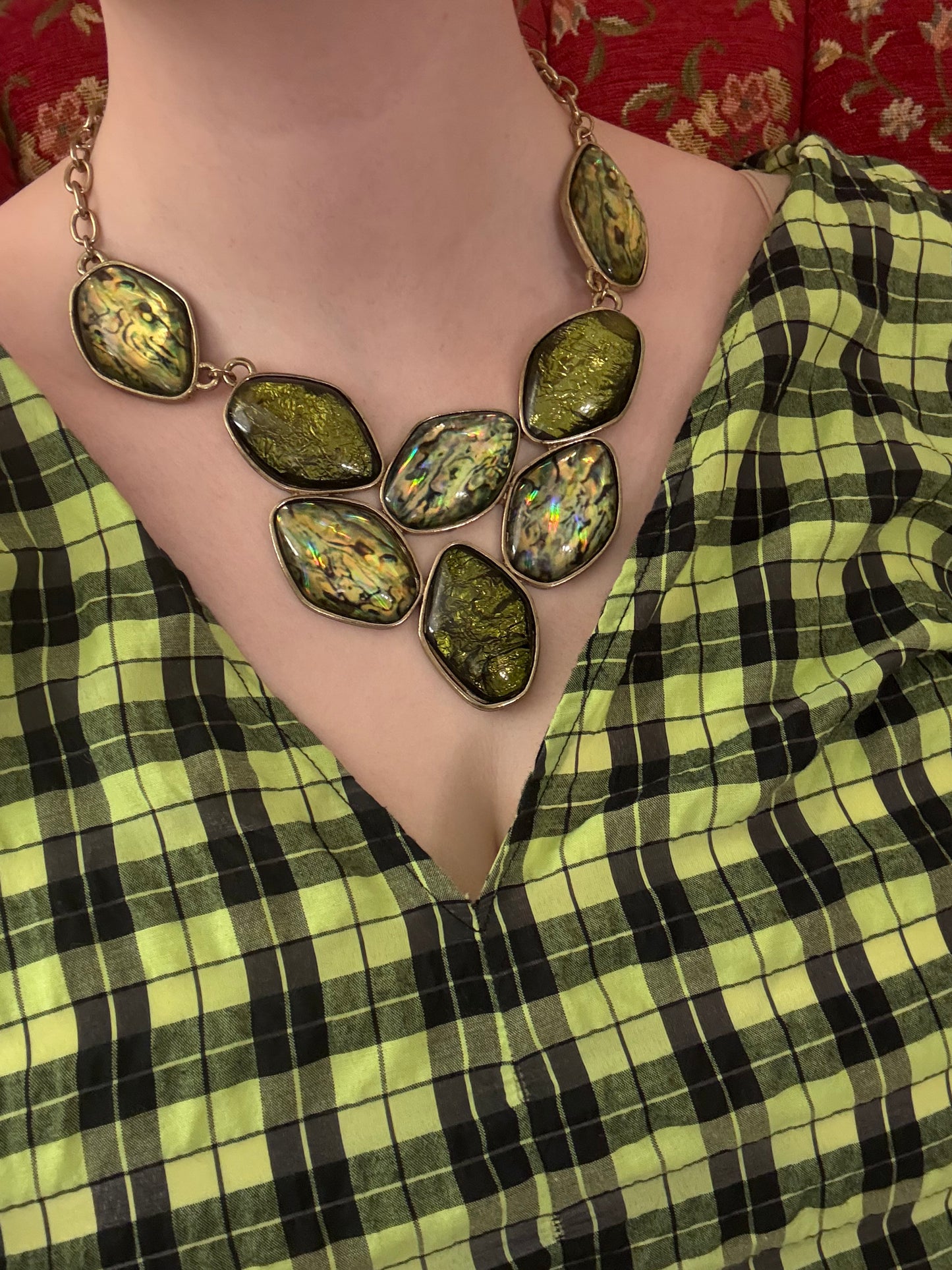 Vintage Chunky Green Metallic Rainbow Collar Necklace