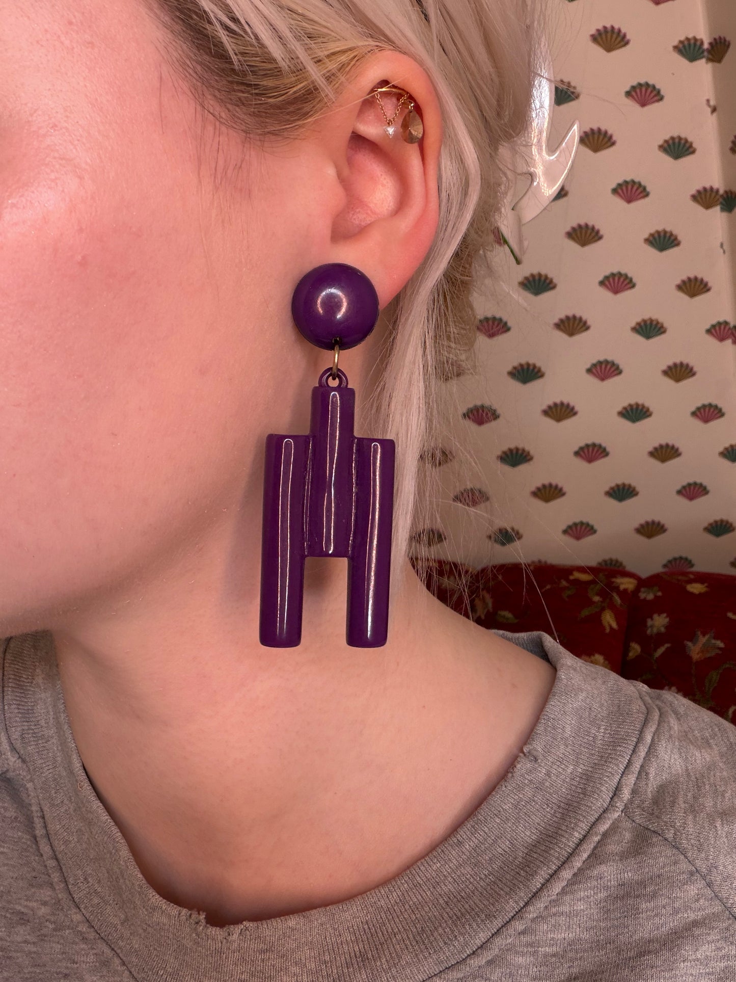Vintage Huge Cubist Purple Column Clip On Earrings