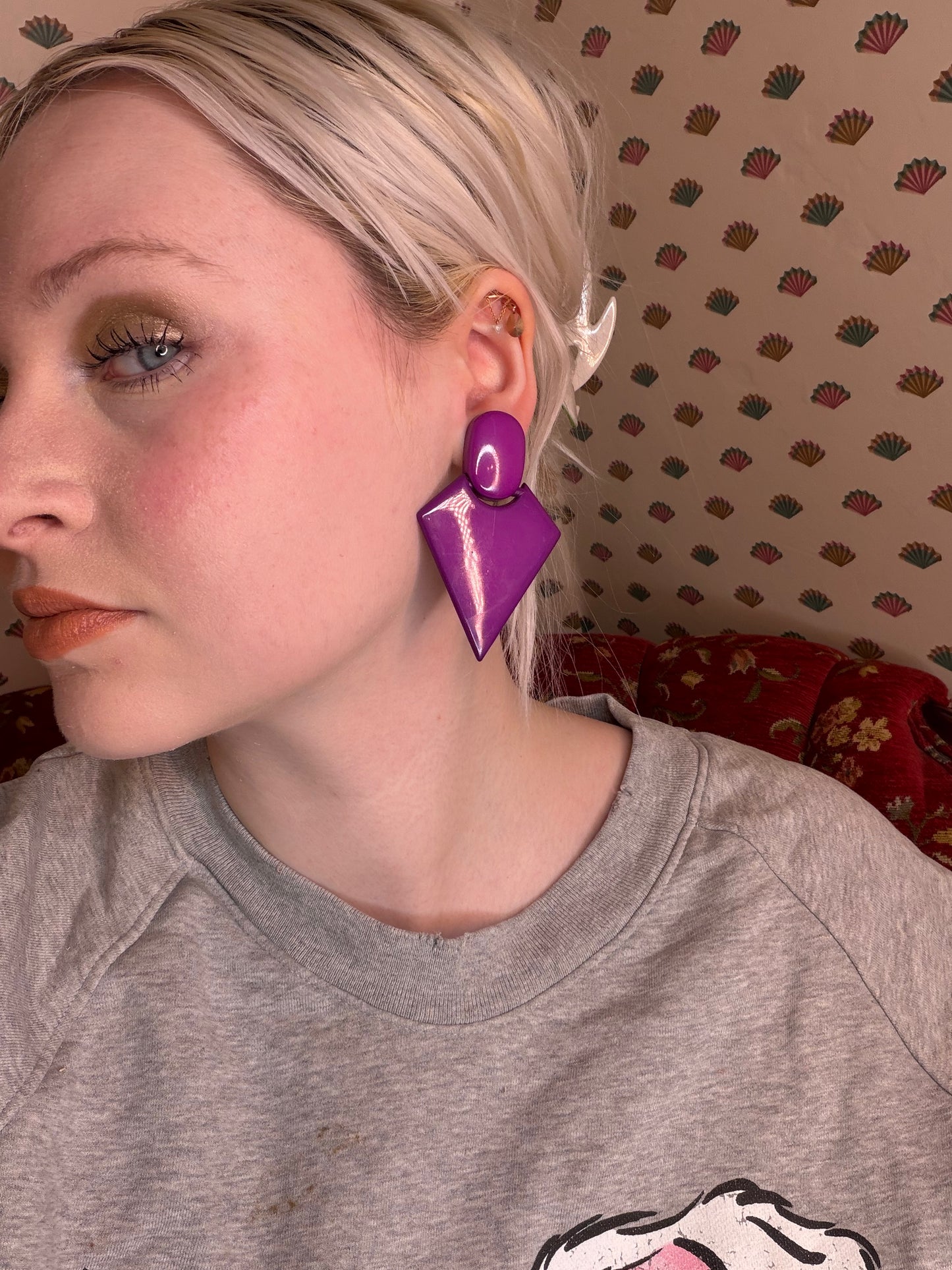 Vintage Chunky Purple Triangle Clip On Earrings