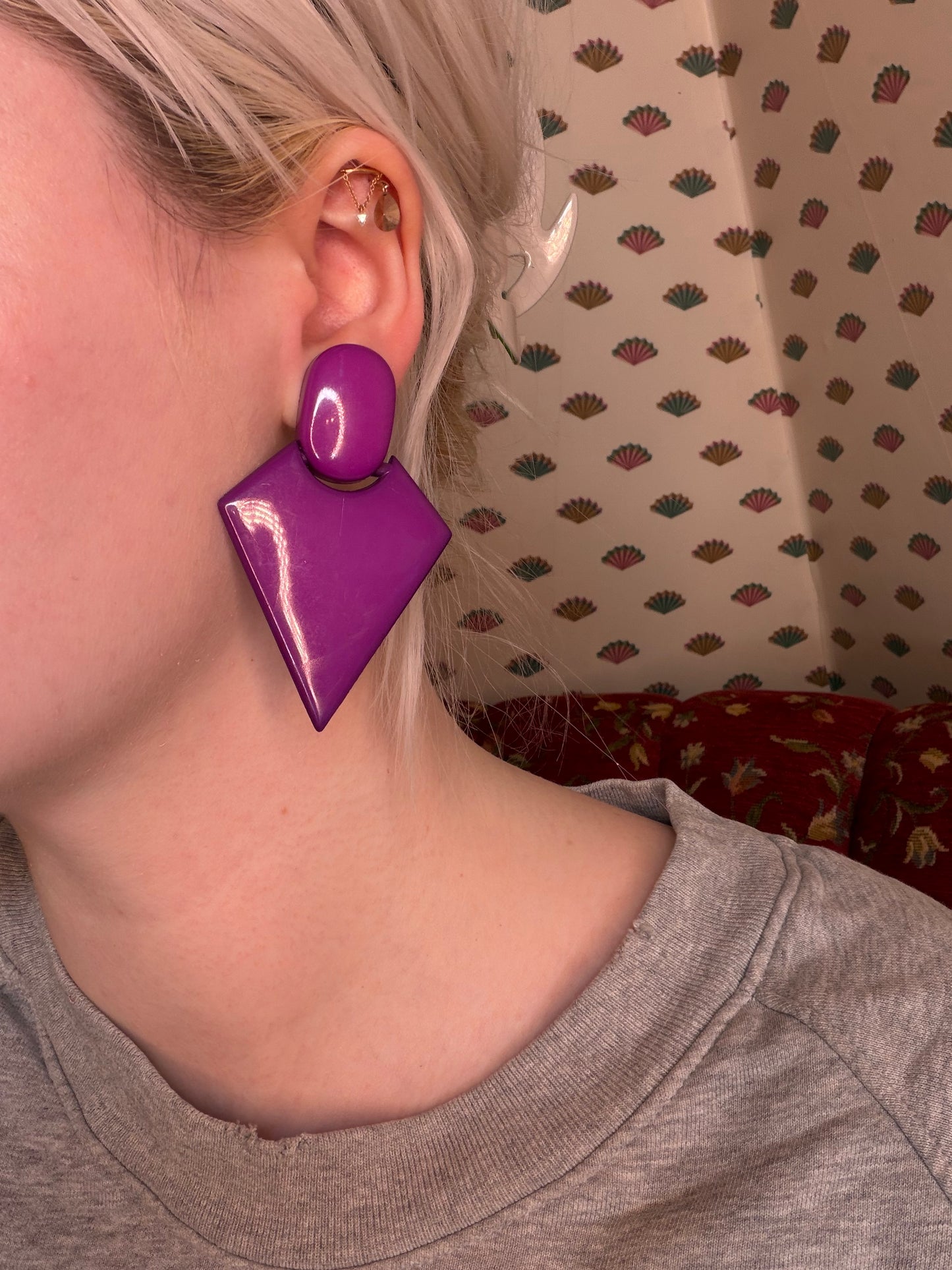 Vintage Chunky Purple Triangle Clip On Earrings