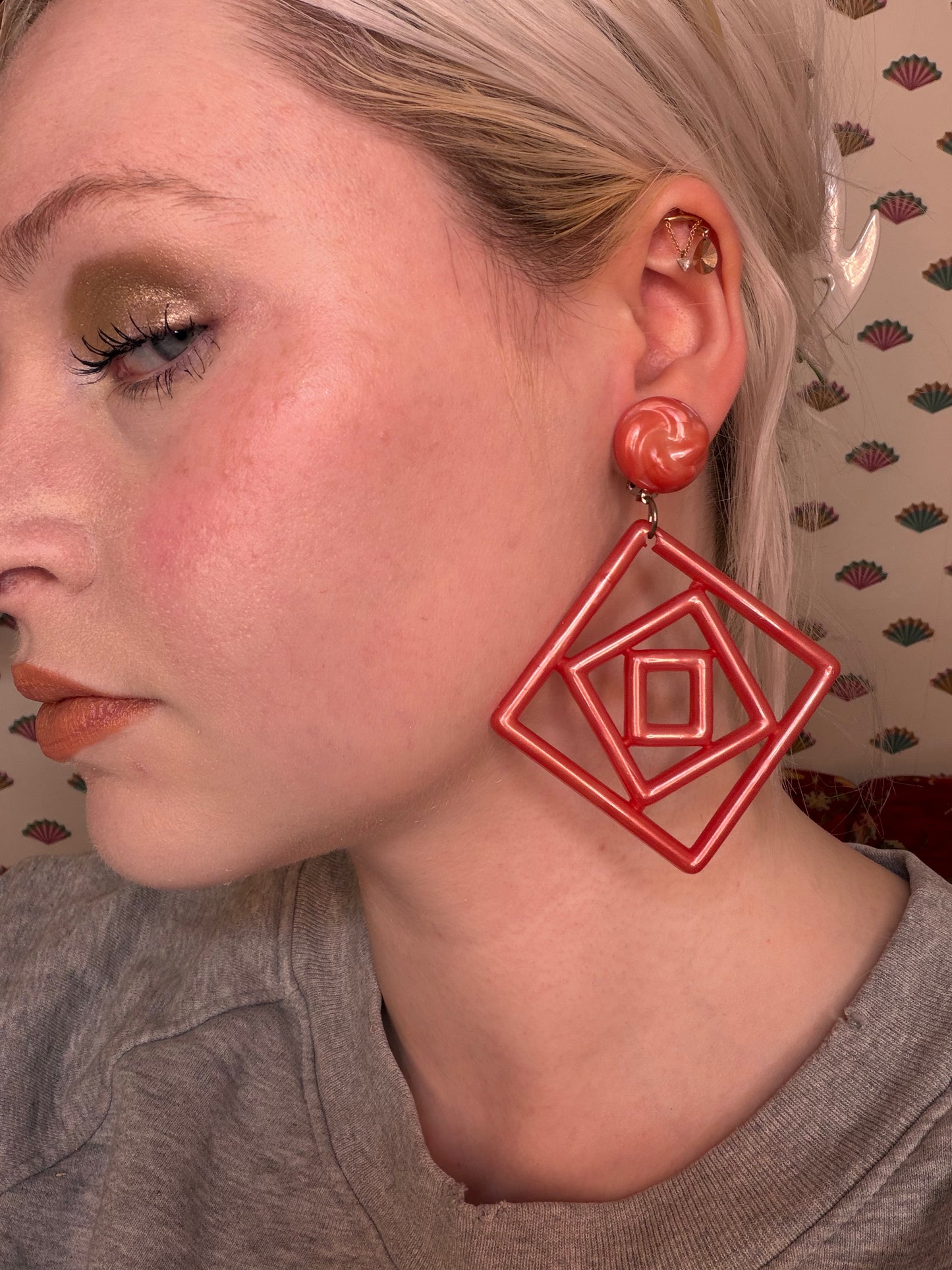 Vintage Deadstock French Pearly Pink Geometric Clip On Earrings