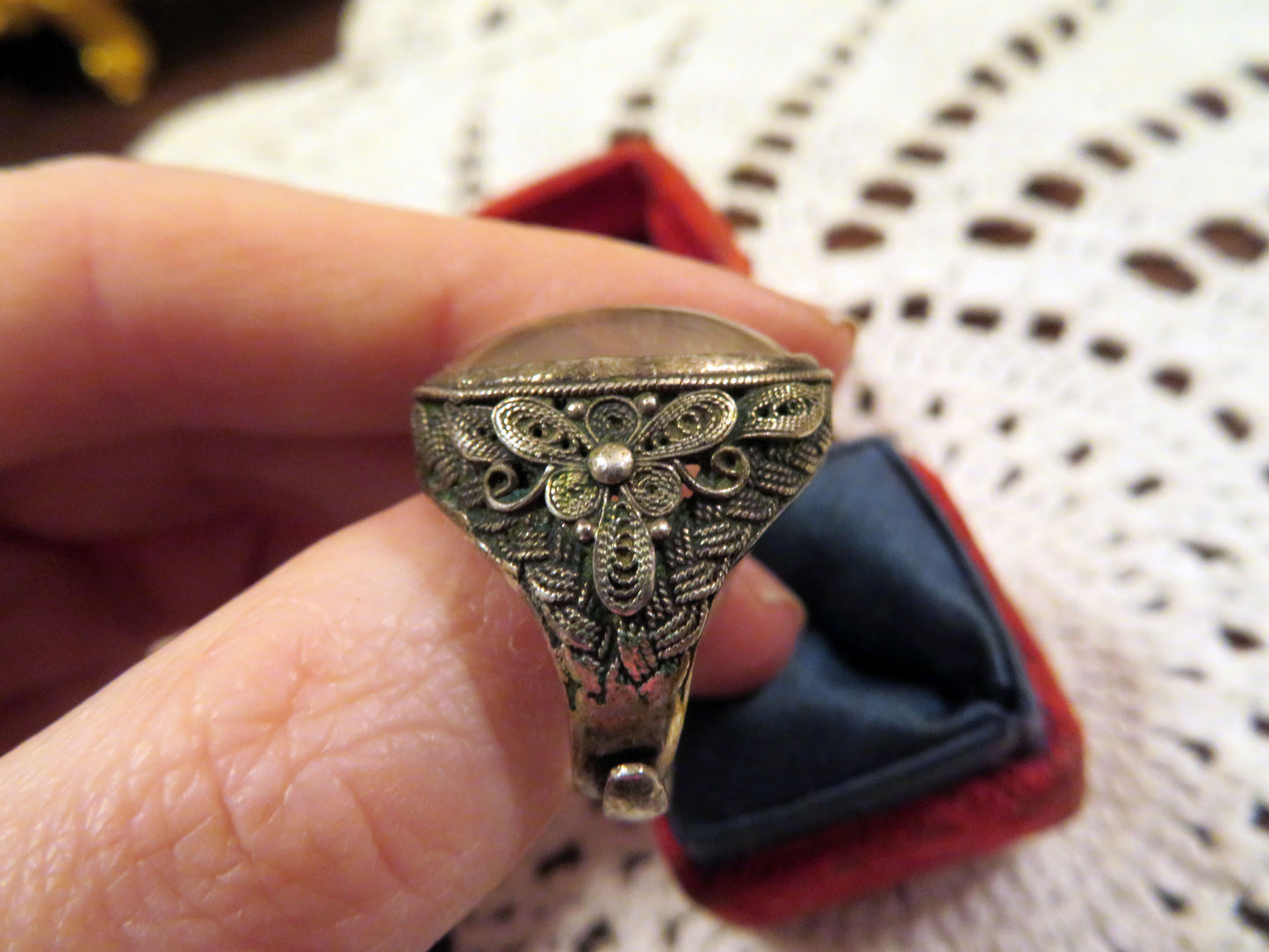 Antique Arts and Crafts Quartz Silver Filigree Ring