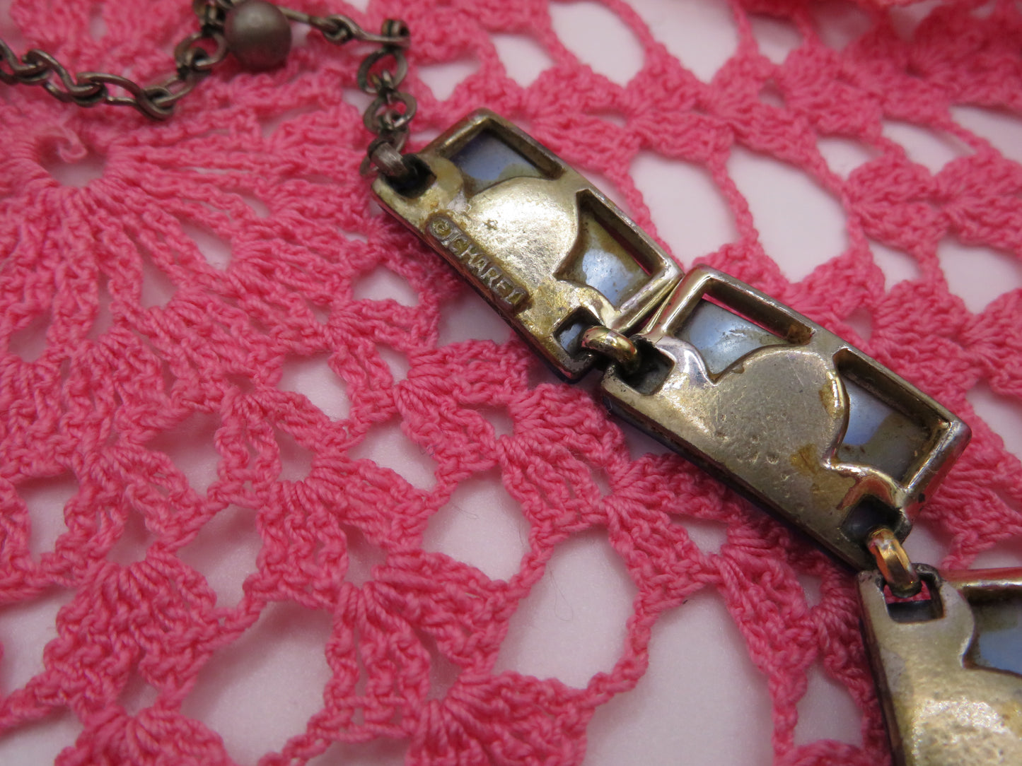 Vintage Thermoset Brilliant Blue Cabochon Necklace