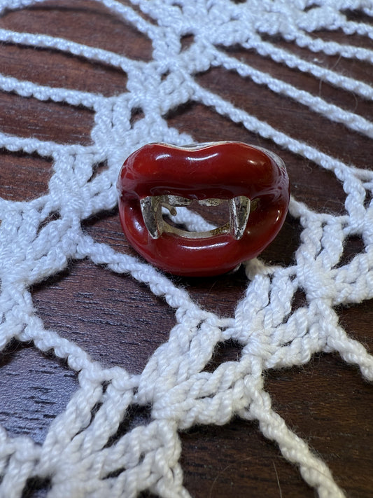 Vintage Pierced Lips with Fangs Ring