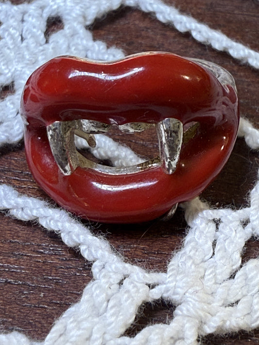 Vintage Pierced Lips with Fangs Ring