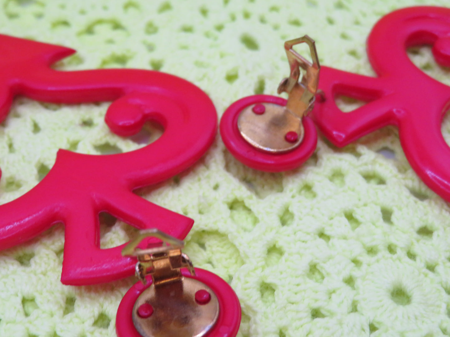 Vintage Huge Devil's Tail Heart Clip On Earrings