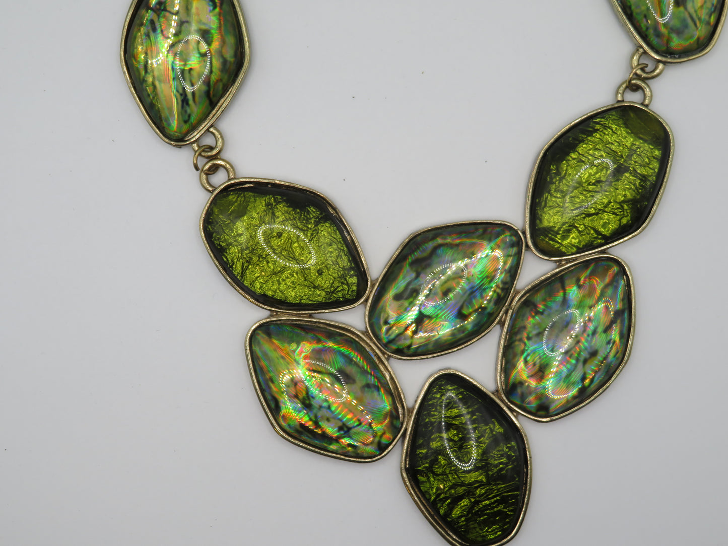 Vintage Chunky Green Metallic Rainbow Collar Necklace