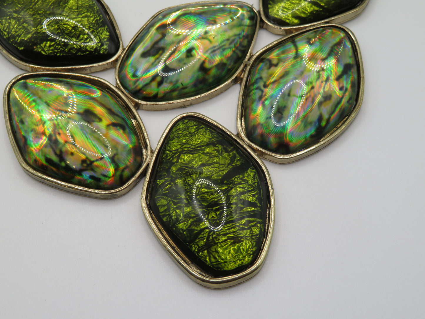 Vintage Chunky Green Metallic Rainbow Collar Necklace