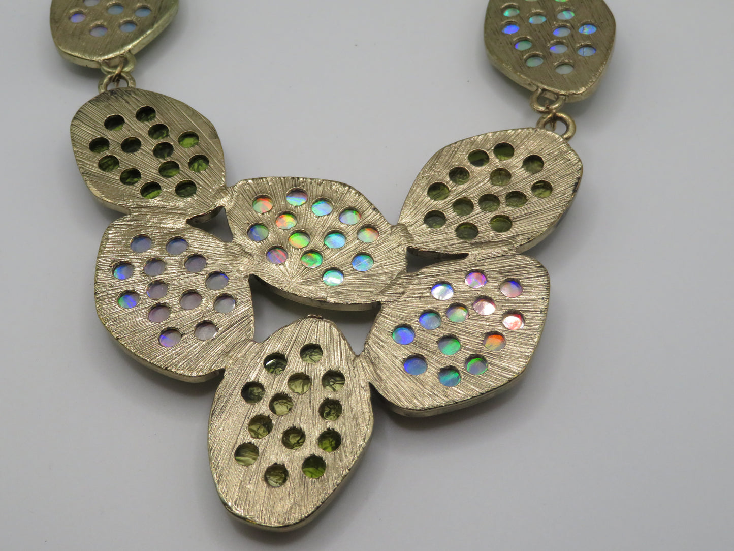 Vintage Chunky Green Metallic Rainbow Collar Necklace