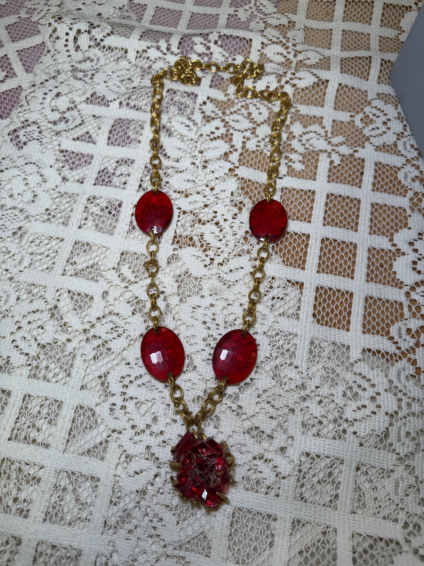 Vintage Roger Van S Red Statement Necklace