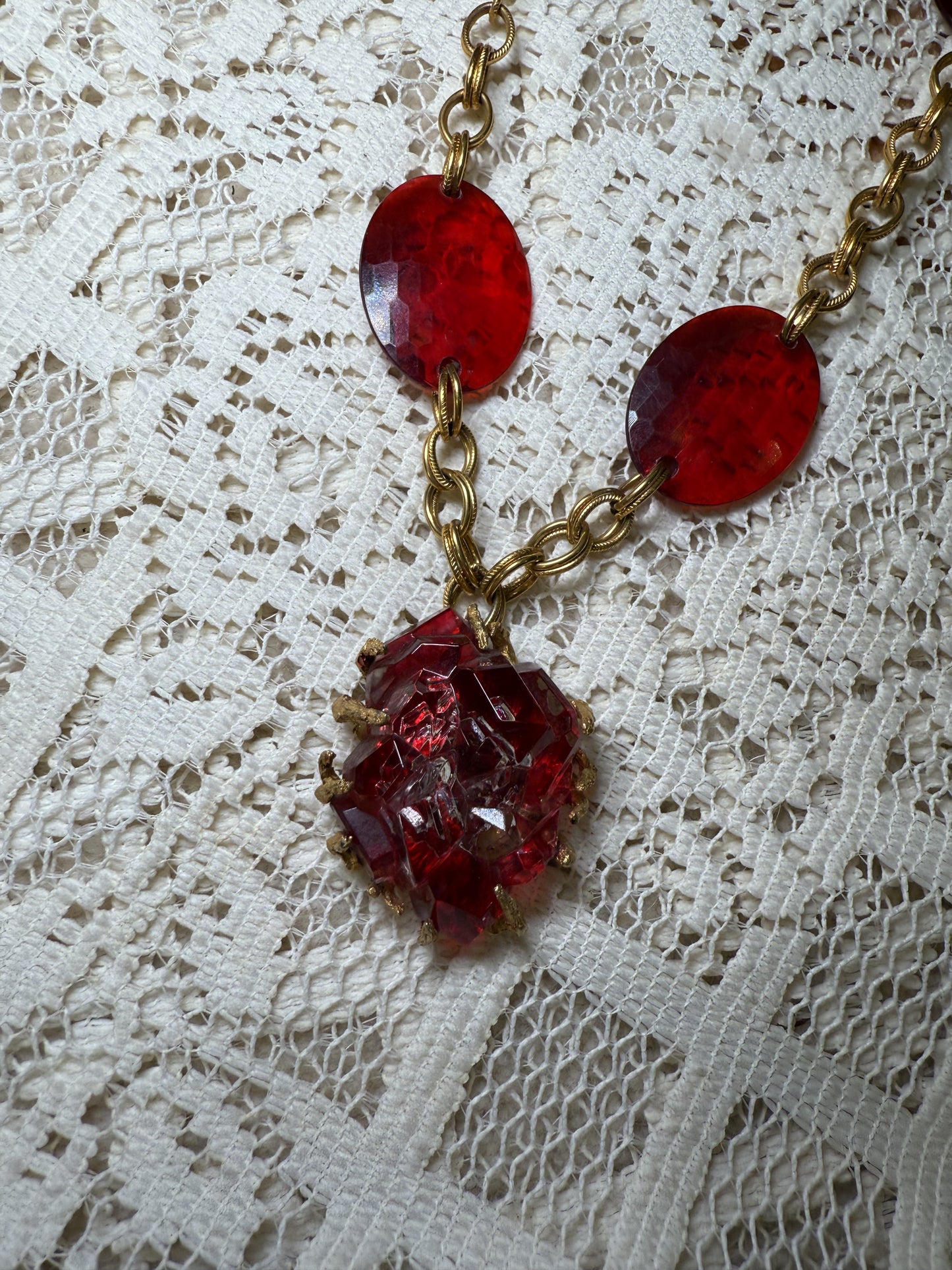 Vintage Roger Van S Red Statement Necklace