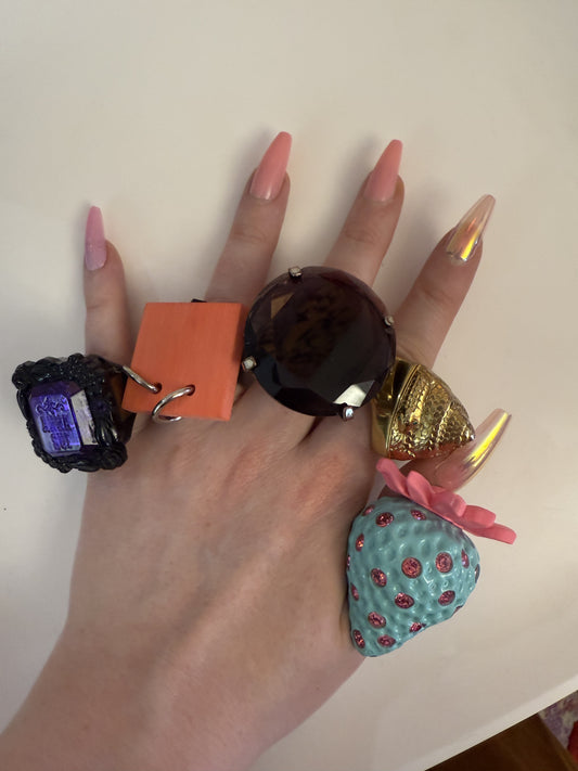 Vintage Pierced Square Box Ring