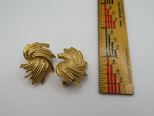 Vintage Monet Midcentury Gold Cordelia Swirl Clip On Earrings