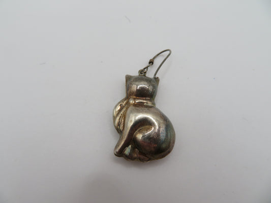 Vintage Sterling Silver Single Puffy Cat Earring