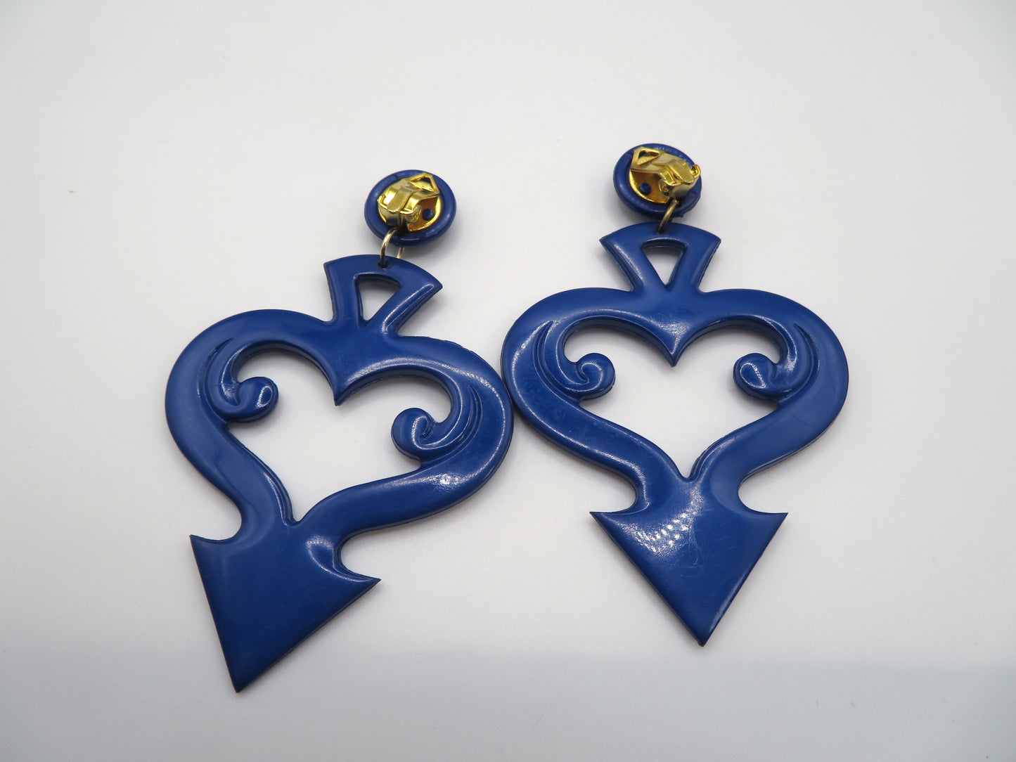 Vintage Huge Devil's Tail Heart Clip On Earrings