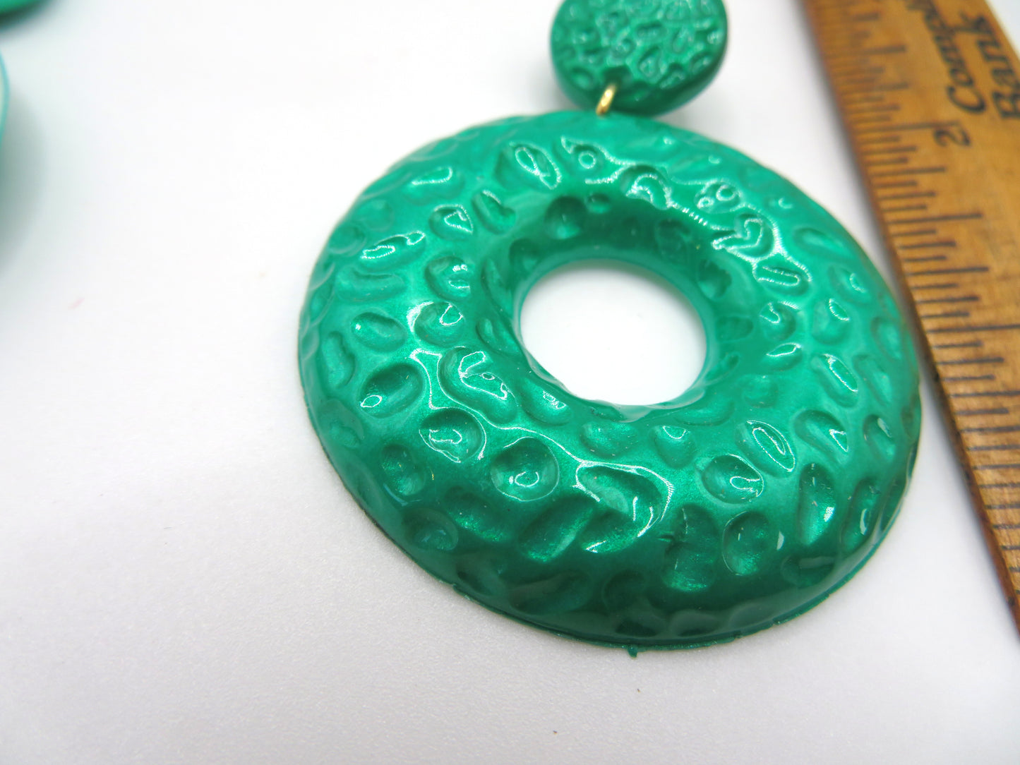 Vintage Metallic Kelly Green Hoop Clip On Earrings