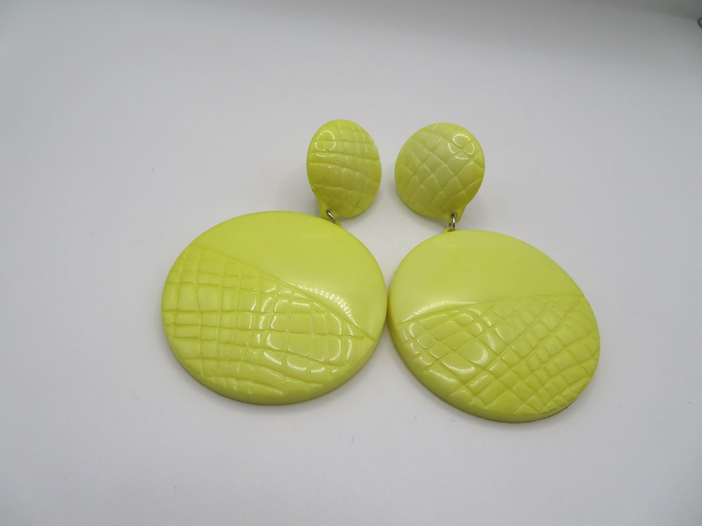 Vintage Huge Butter Yellow Quilted Circles Clip On Earrings