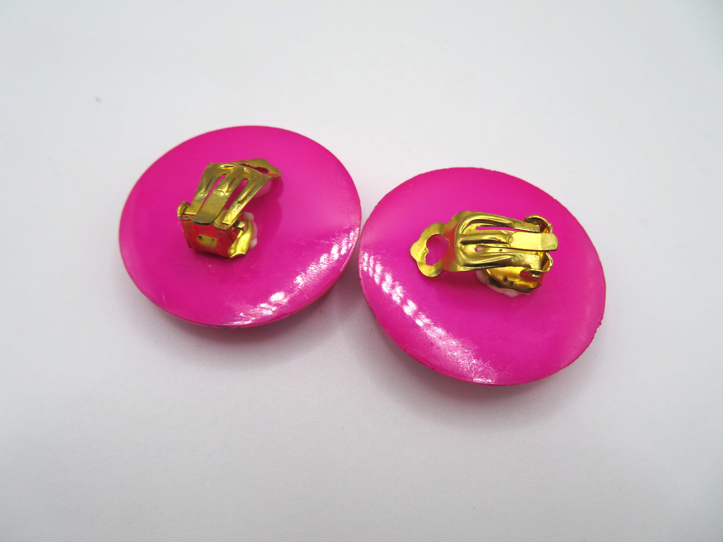 Vintage Chunky Fuchsia Atomic Button Clip On Earrings