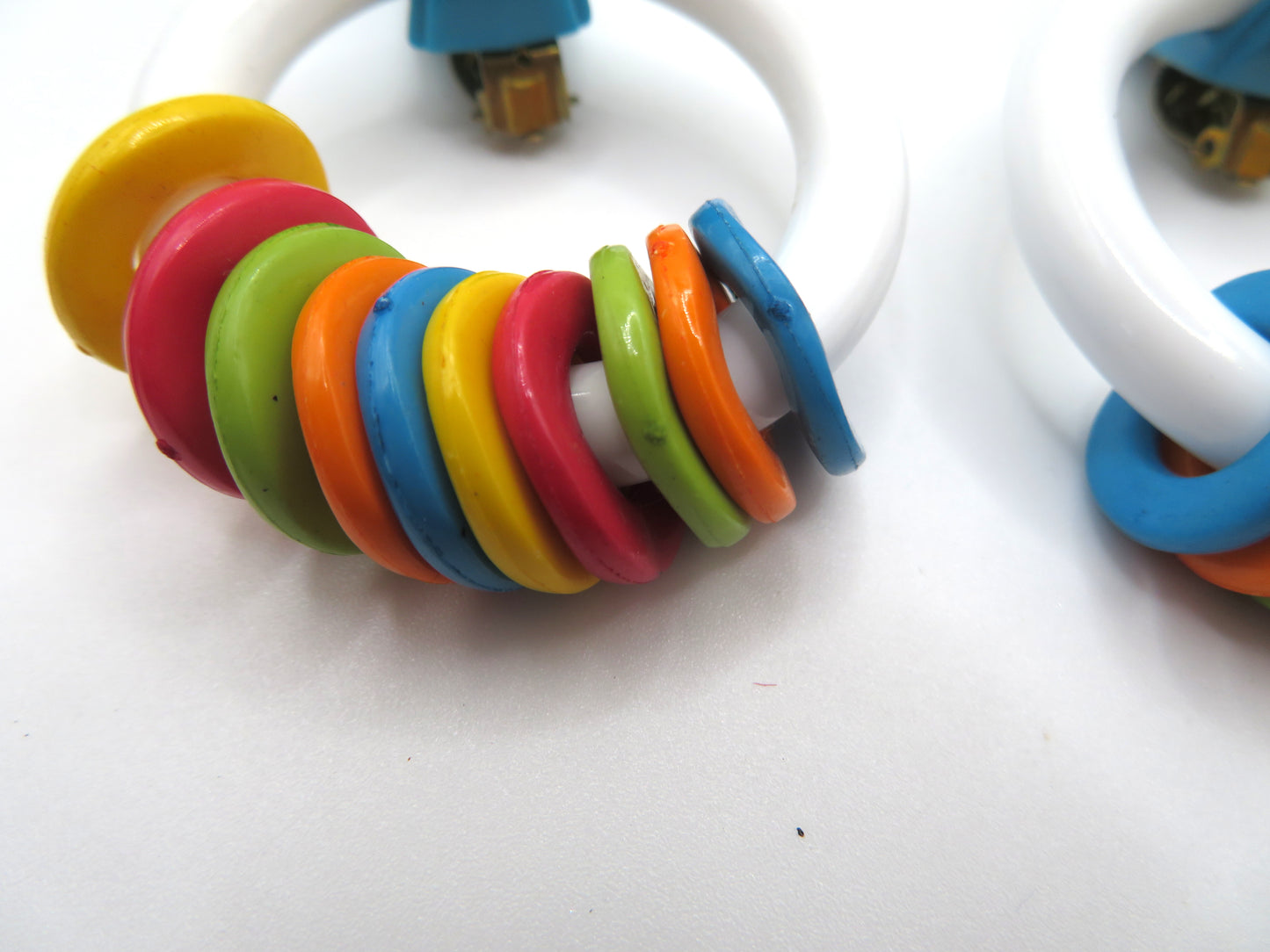 Vintage Rare ASMR Early Plastic Rattle Hoop Clip On Earrings