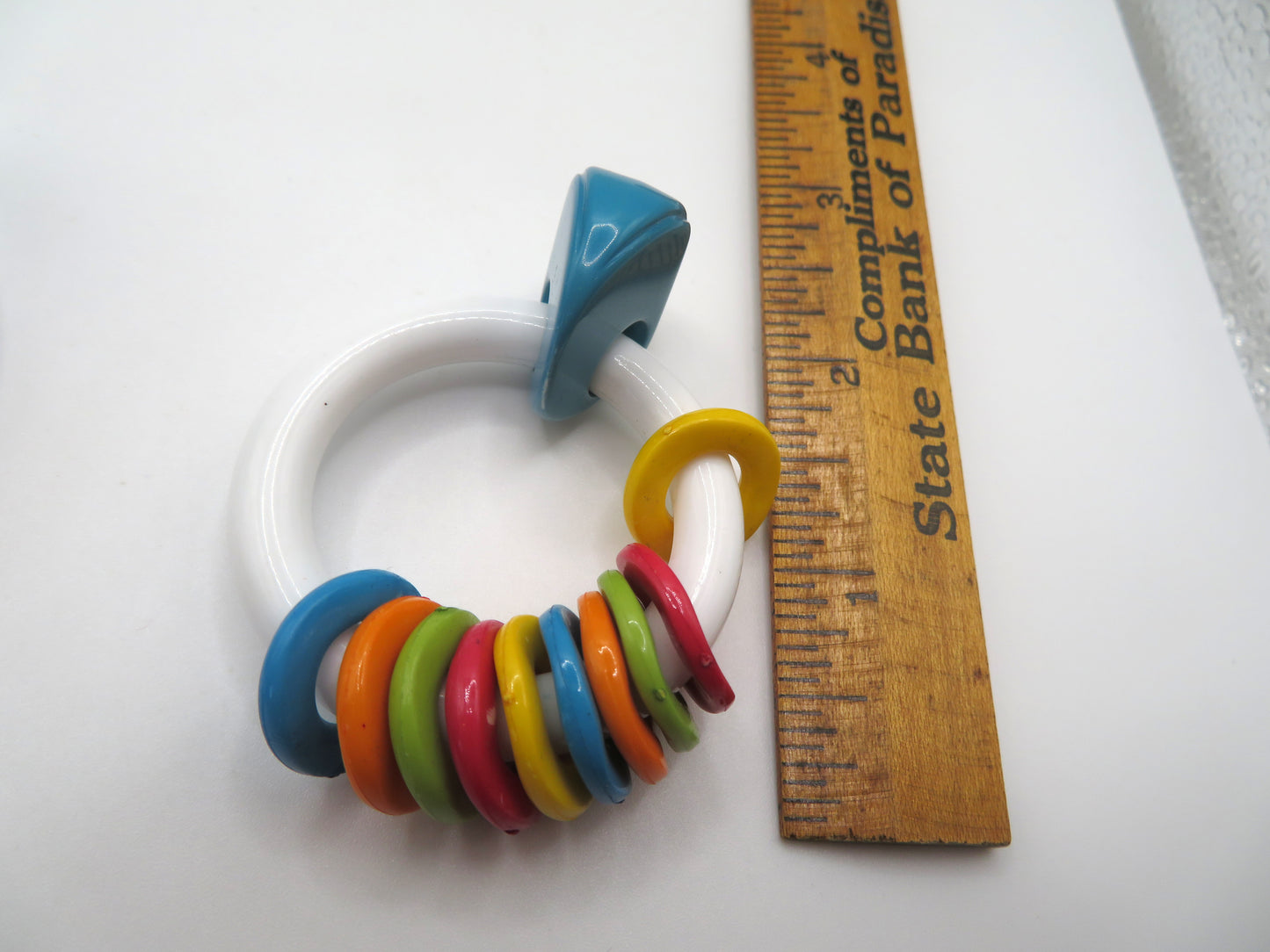 Vintage Rare ASMR Early Plastic Rattle Hoop Clip On Earrings