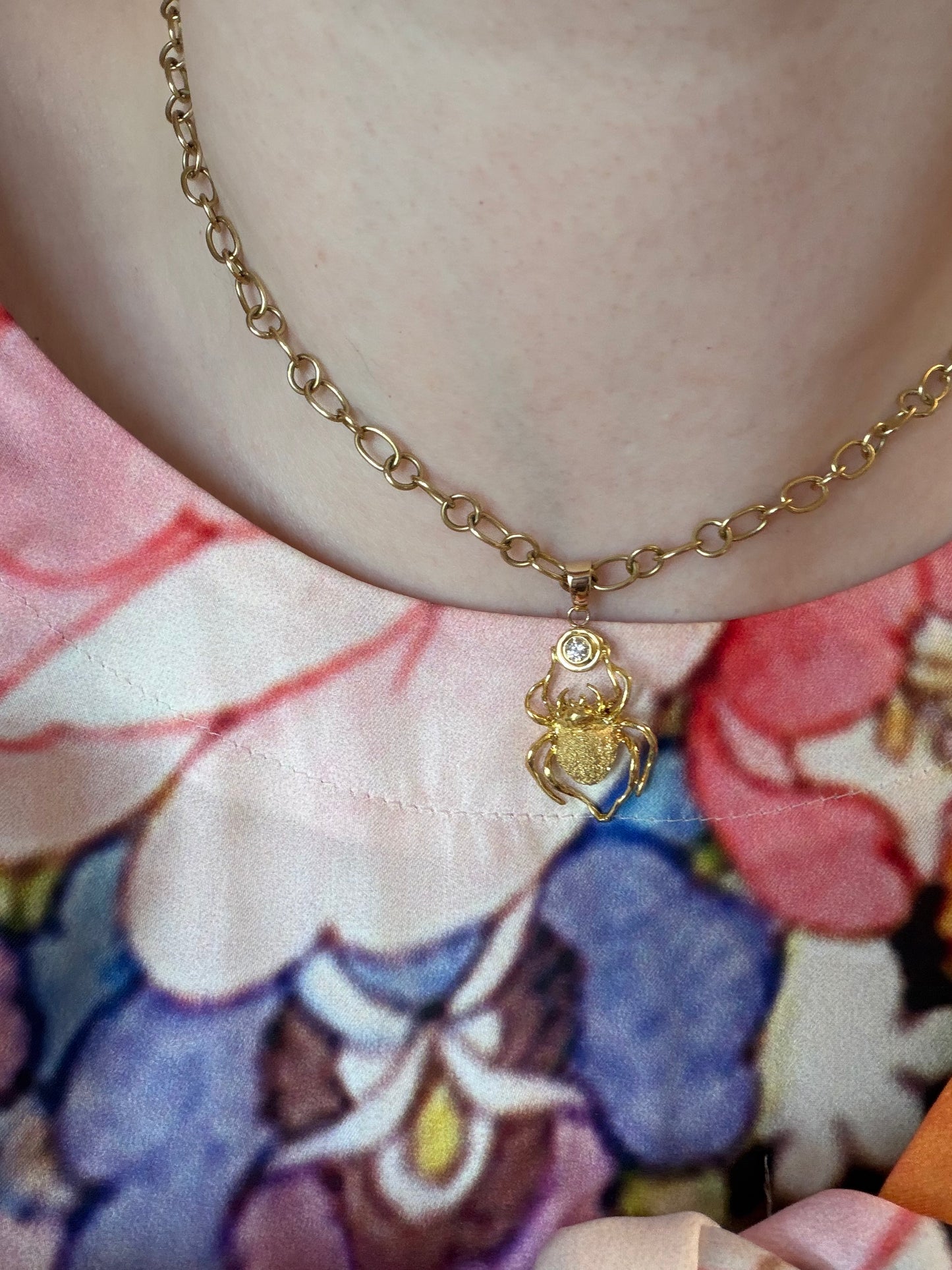 Vintage 18K Solid Gold & Diamond Spider Pendant