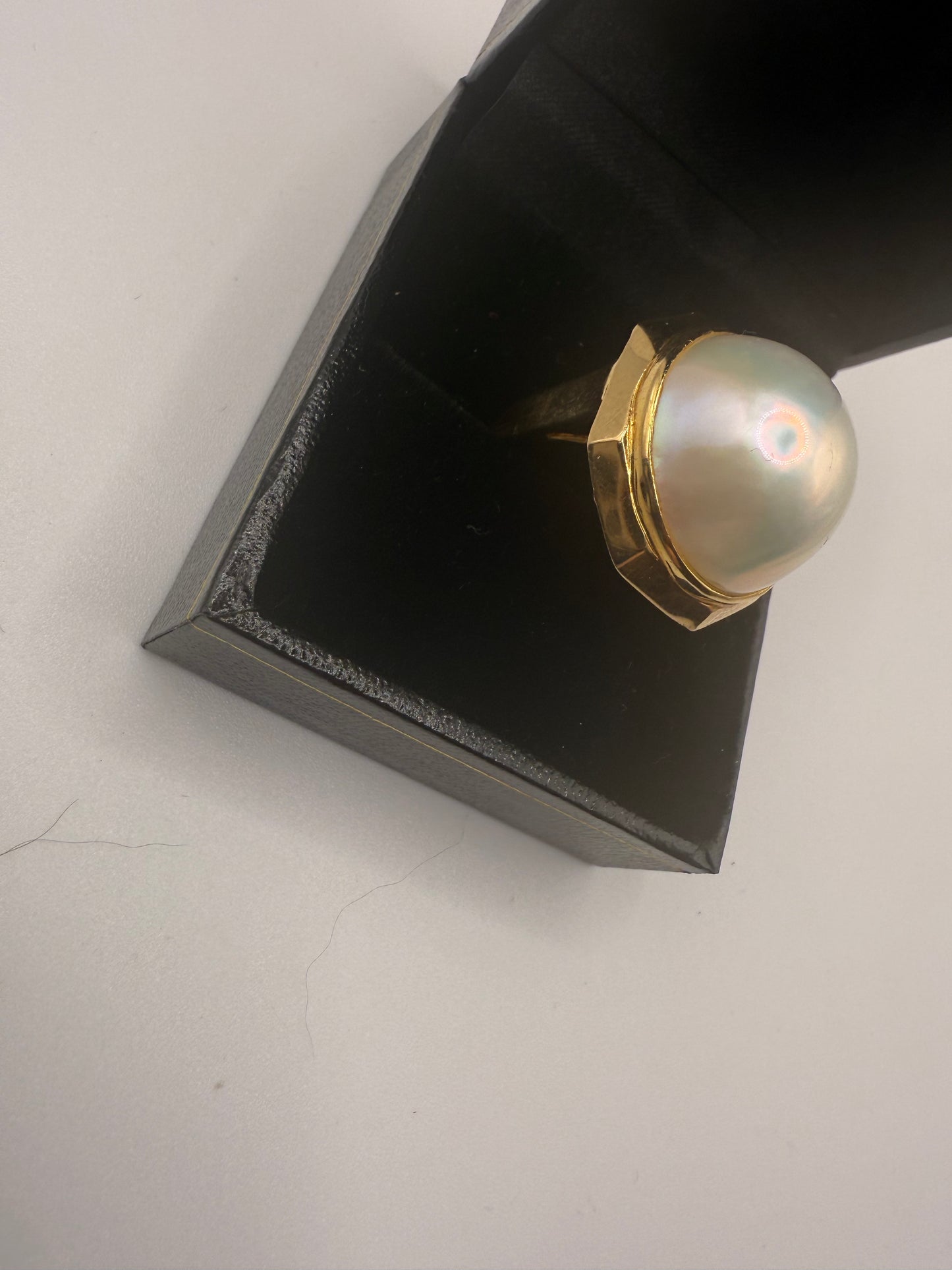 Vintage 14K Gold Extra Chunky Mabe Pearl Ring