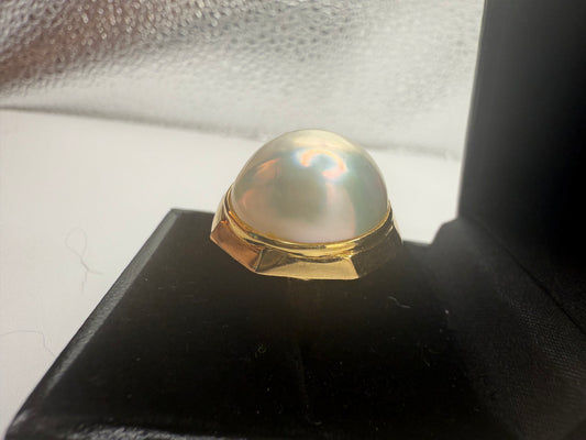 Vintage 14K Gold Extra Chunky Mabe Pearl Ring