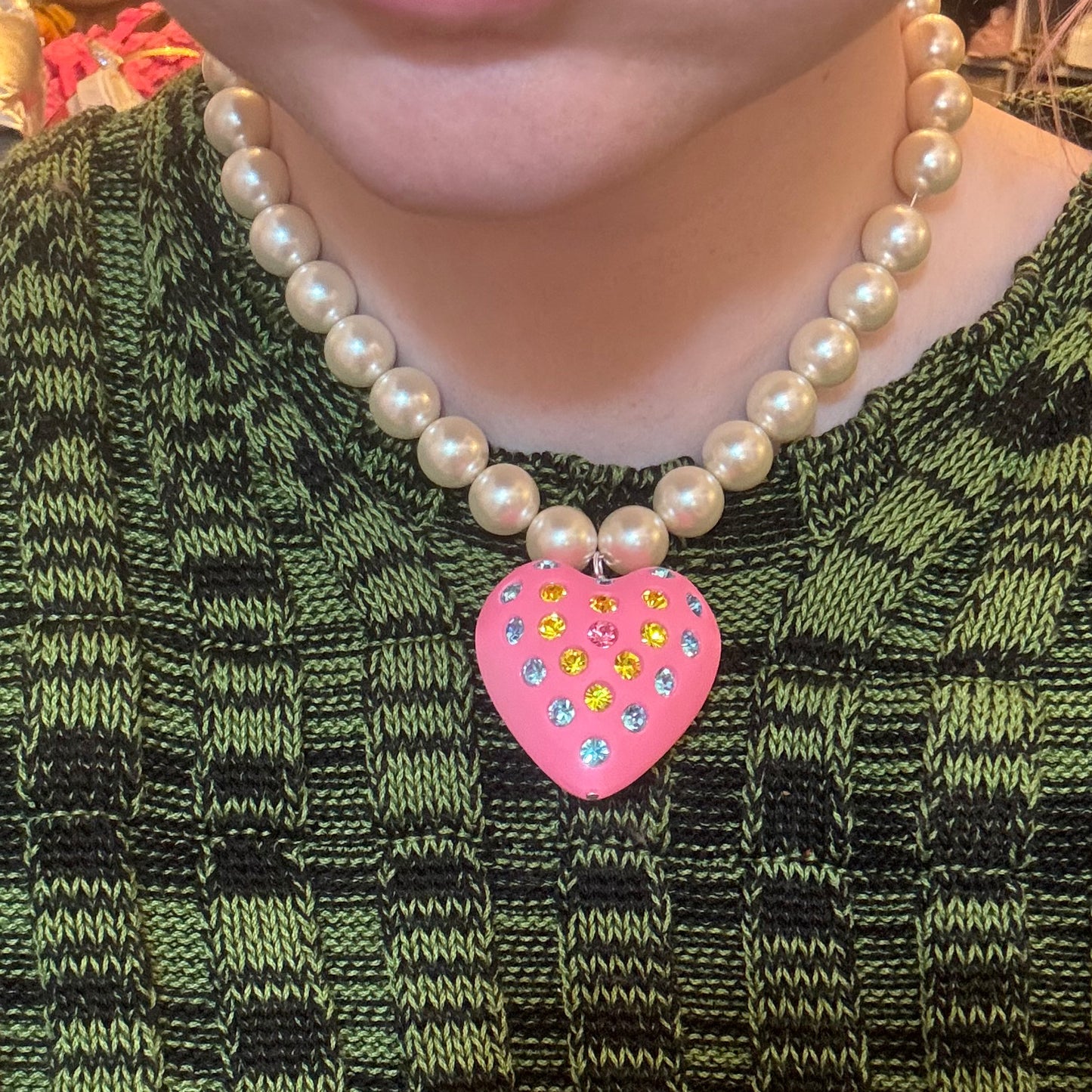 Bubble Gum Heart Puff Pearl Necklace