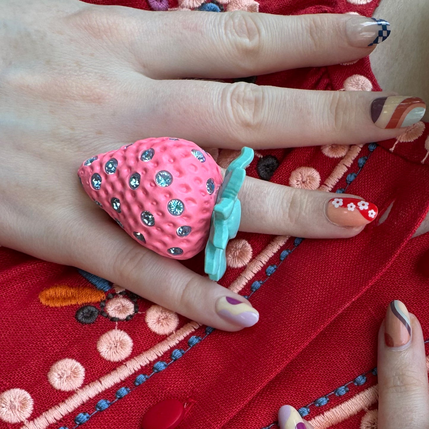 Bubble Gum Strawberry Ring