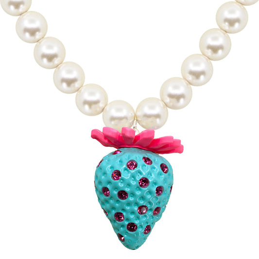Cloud Strawberry Pearl Necklace
