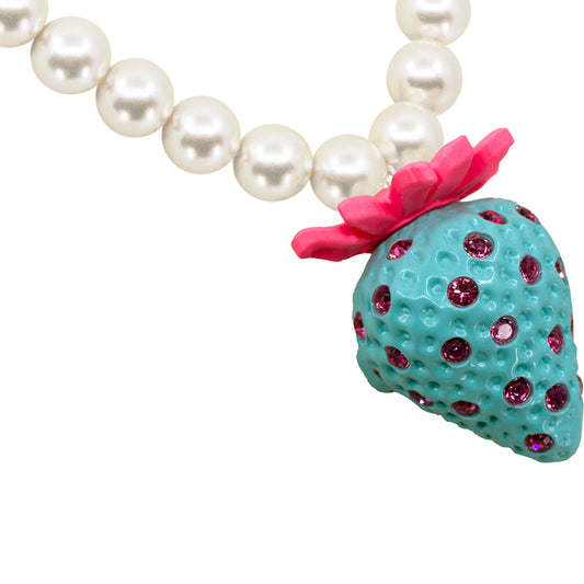 Cloud Strawberry Pearl Necklace