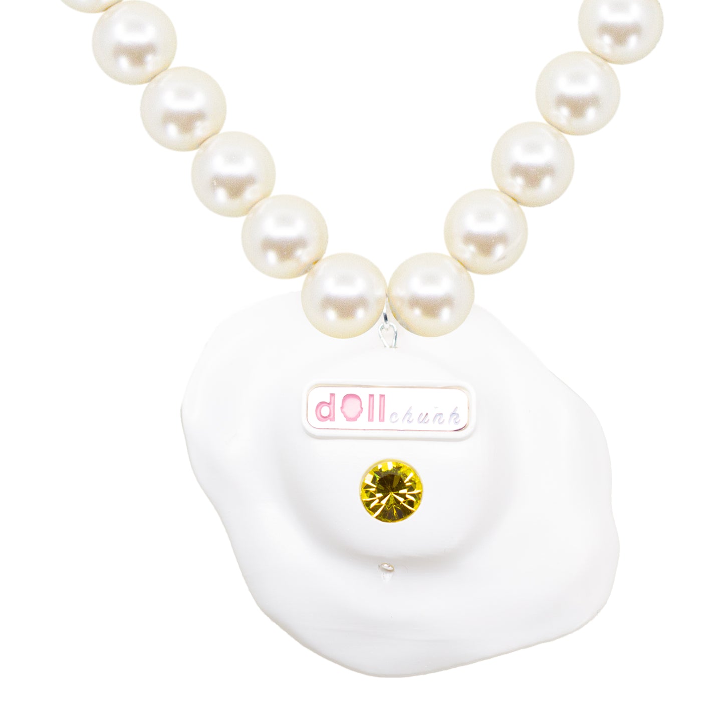 Eggy Delight Pearl Necklace