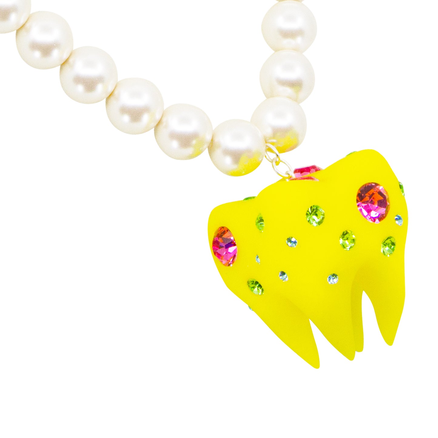 Sour Tooth Pearl Necklace