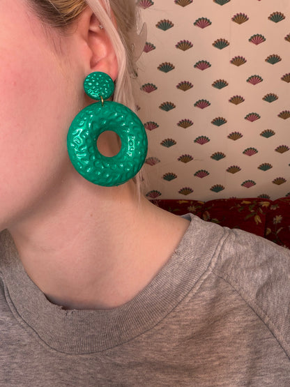Vintage Metallic Kelly Green Hoop Clip On Earrings