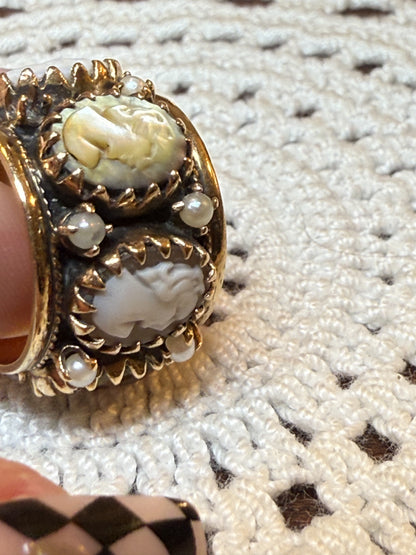 Vintage 14K Solid Gold Cameo Eternity Ring