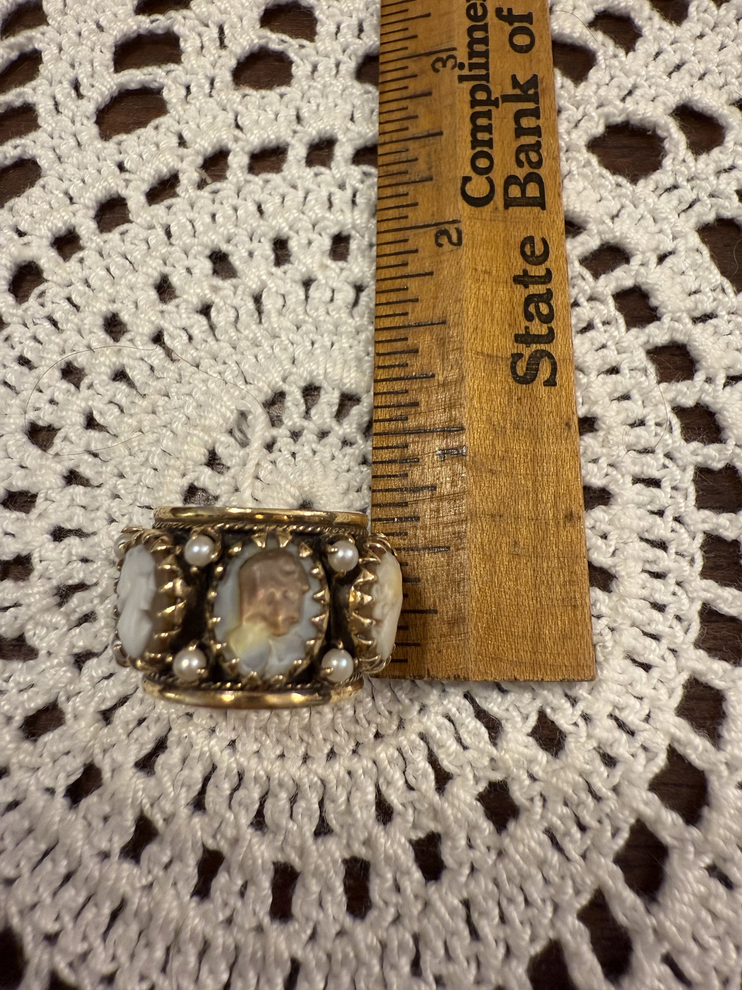 Vintage 14K Solid Gold Cameo Eternity Ring