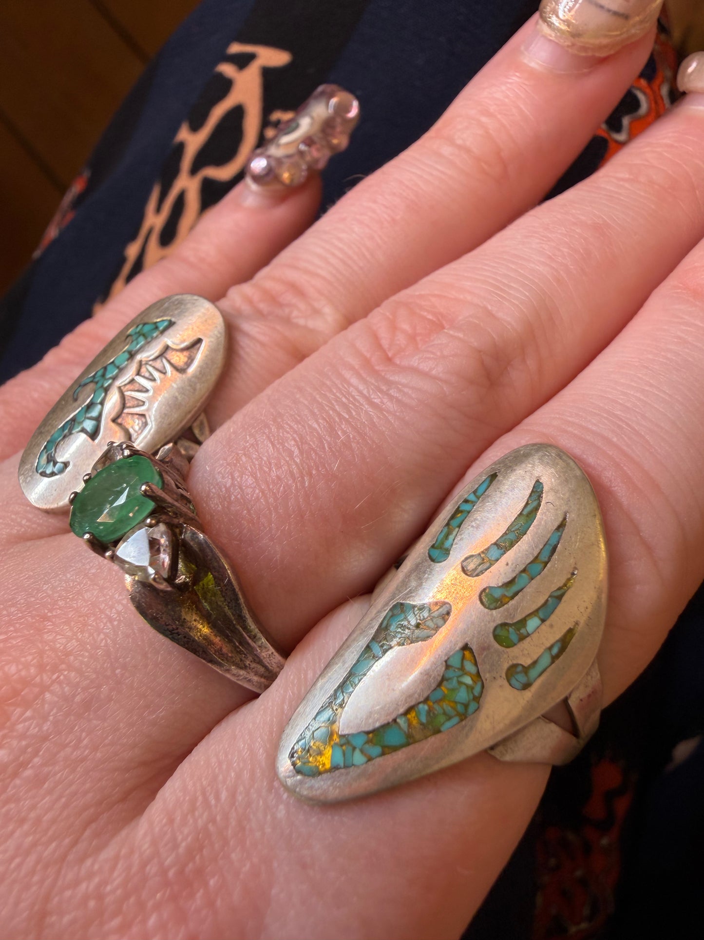 Vintage Sterling Silver Turquoise Navajo Diné Inlay Bear Claw Ring