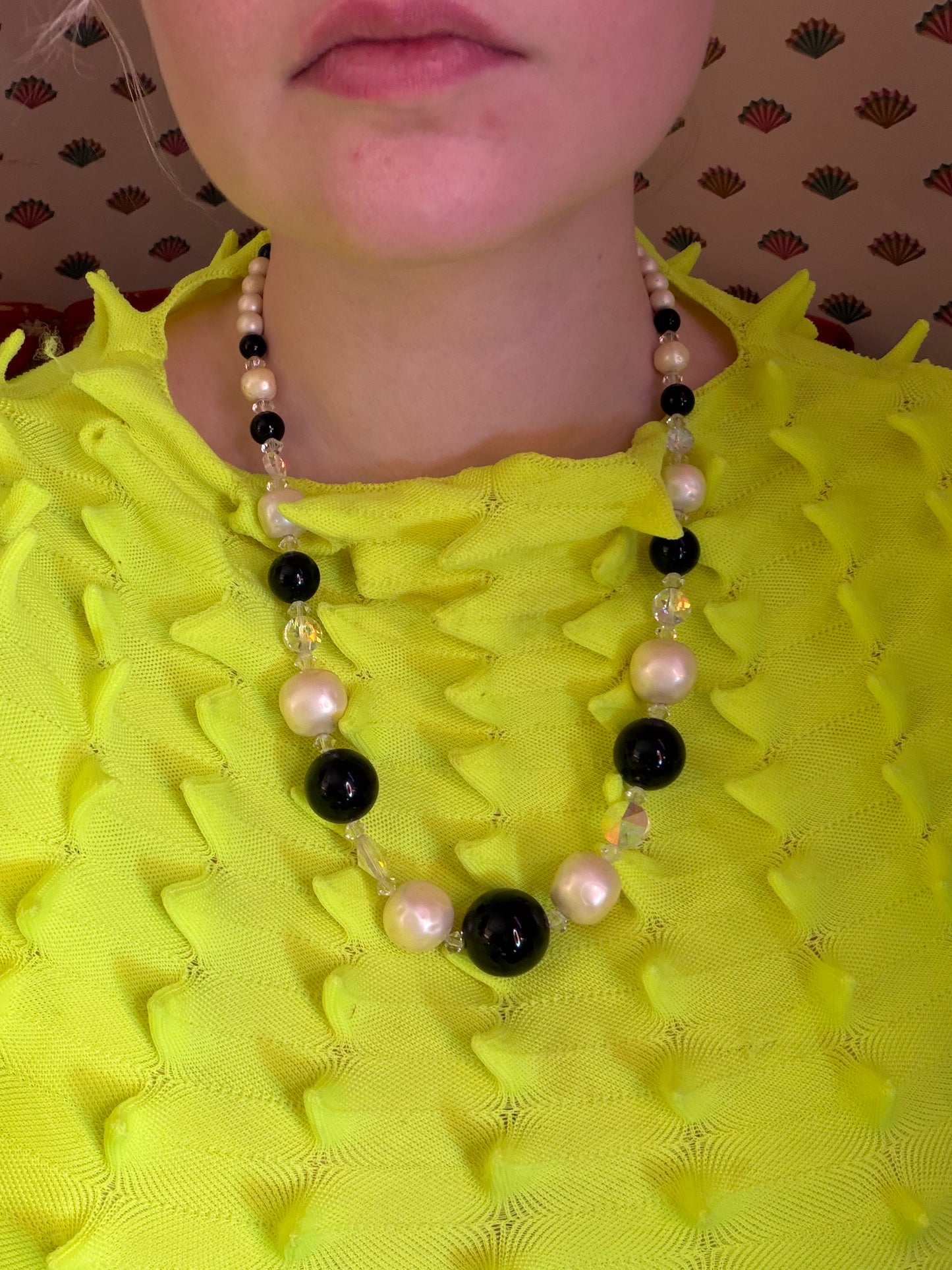 Vintage Oversized 1950s Black and White Pearl Necklace