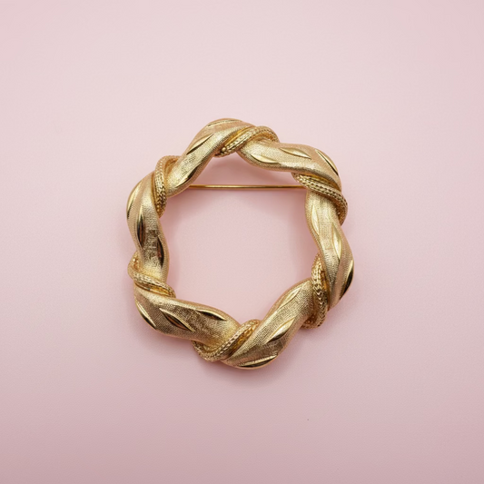 Vintage Coro Mid-Century Pegasus Circle Wreath Brooch