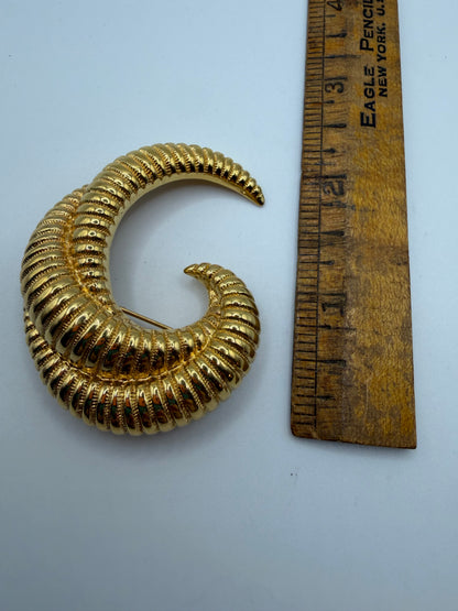 Vintage Monet Golden Swirl Shrimp Brooch