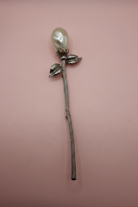 Vintage Lisa Mid-Century Giant Pearl Flower Brooch