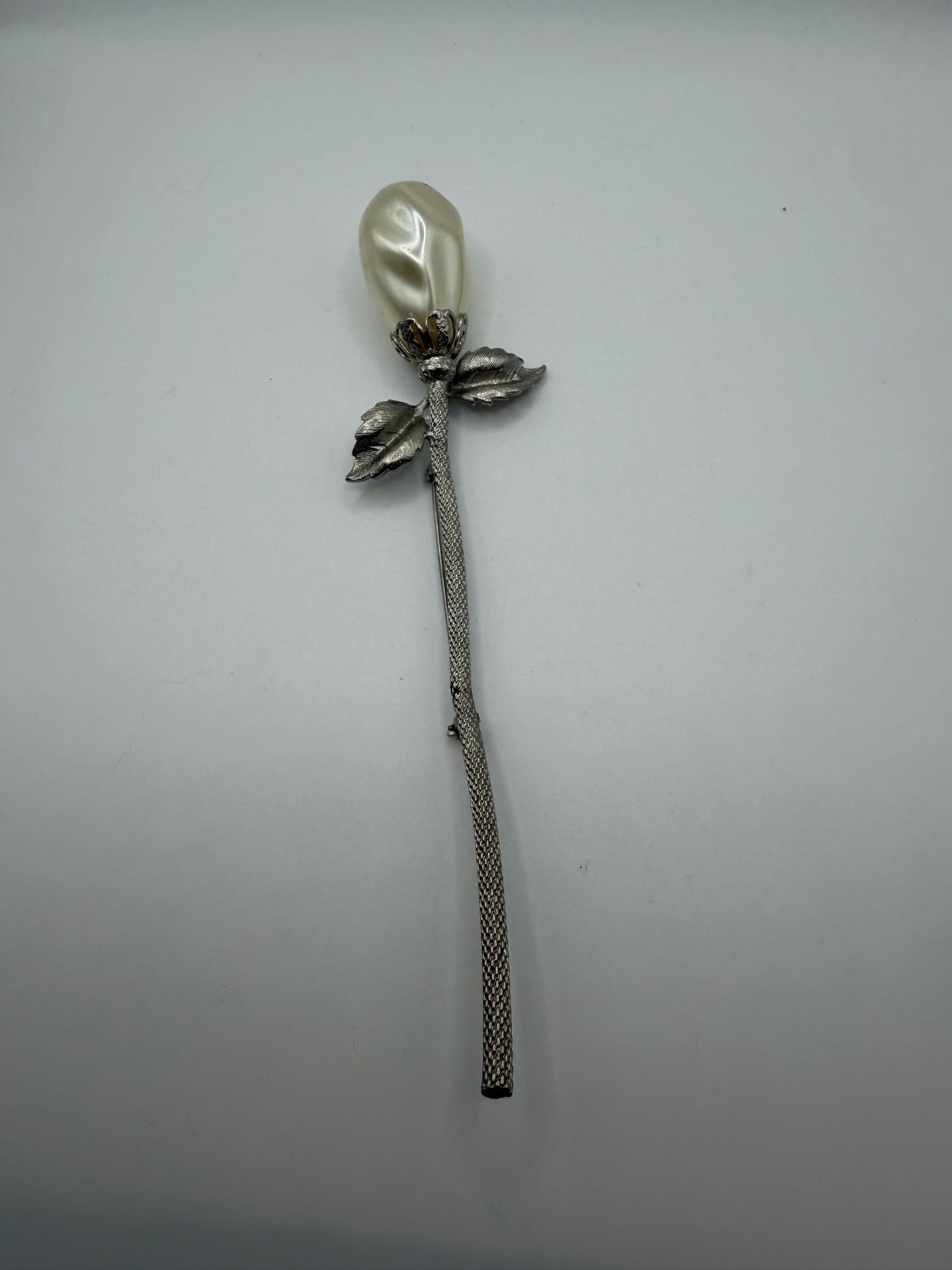Vintage Lisa Mid-Century Giant Pearl Flower Brooch