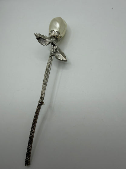 Vintage Lisa Mid-Century Giant Pearl Flower Brooch