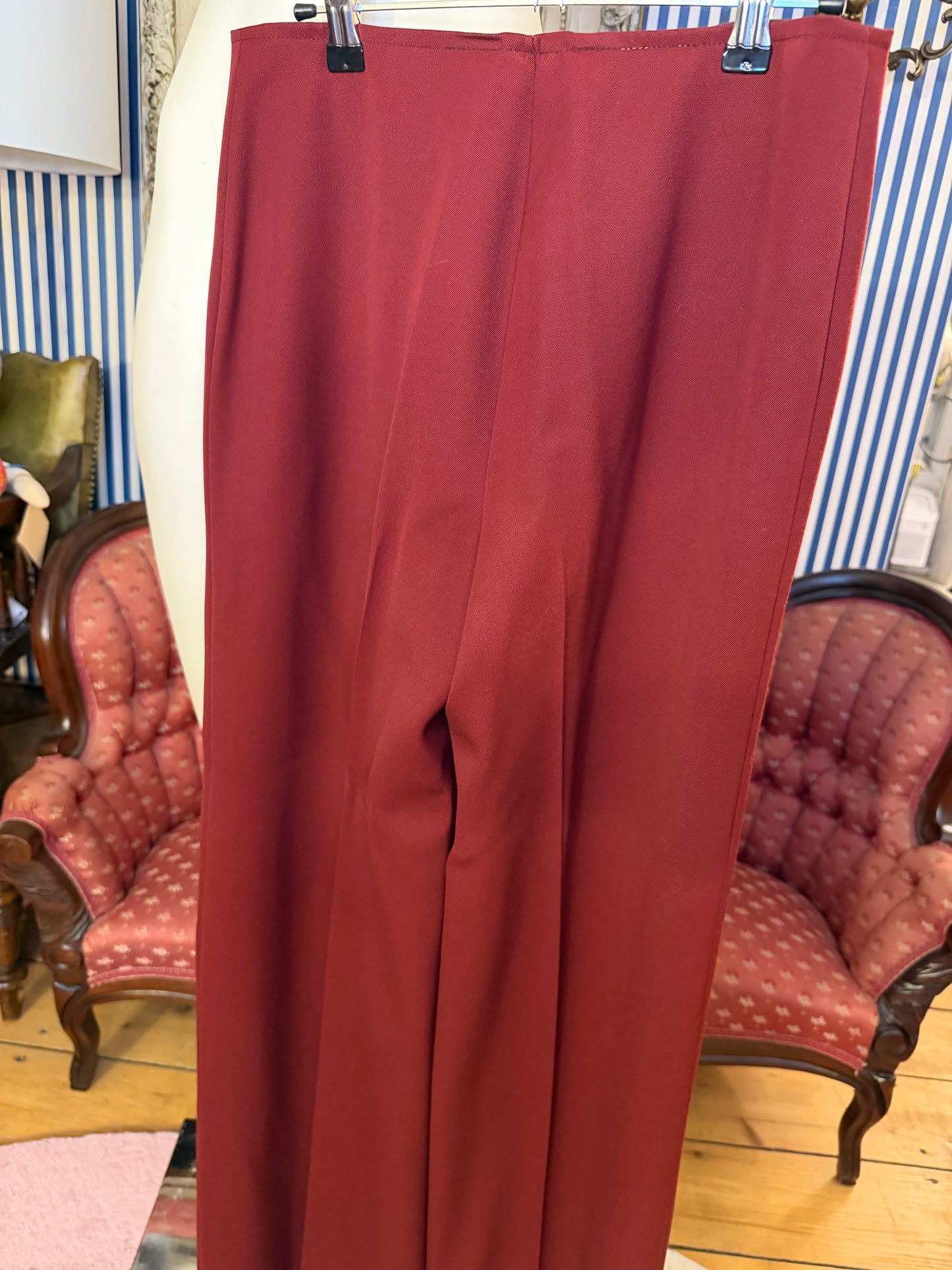 Iris Apfel's Vintage Burgundy Tailored Nina Capri Pants
