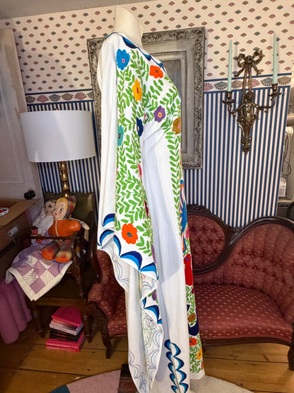 Iris Apfel's Vintage Nativa Mexican Embroidered Gown