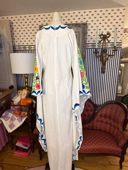 Iris Apfel's Vintage Nativa Mexican Embroidered Gown