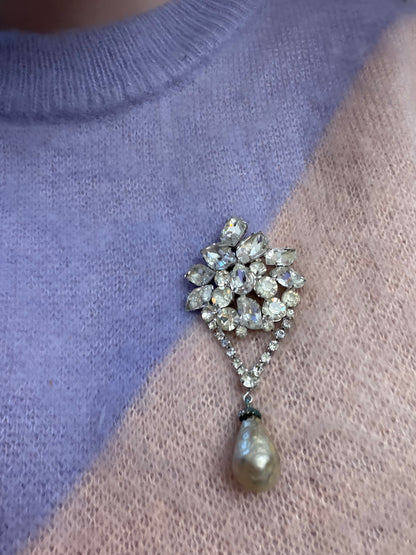Iris Apfel's Vintage Weiss Rhinestone Pearl Brooch