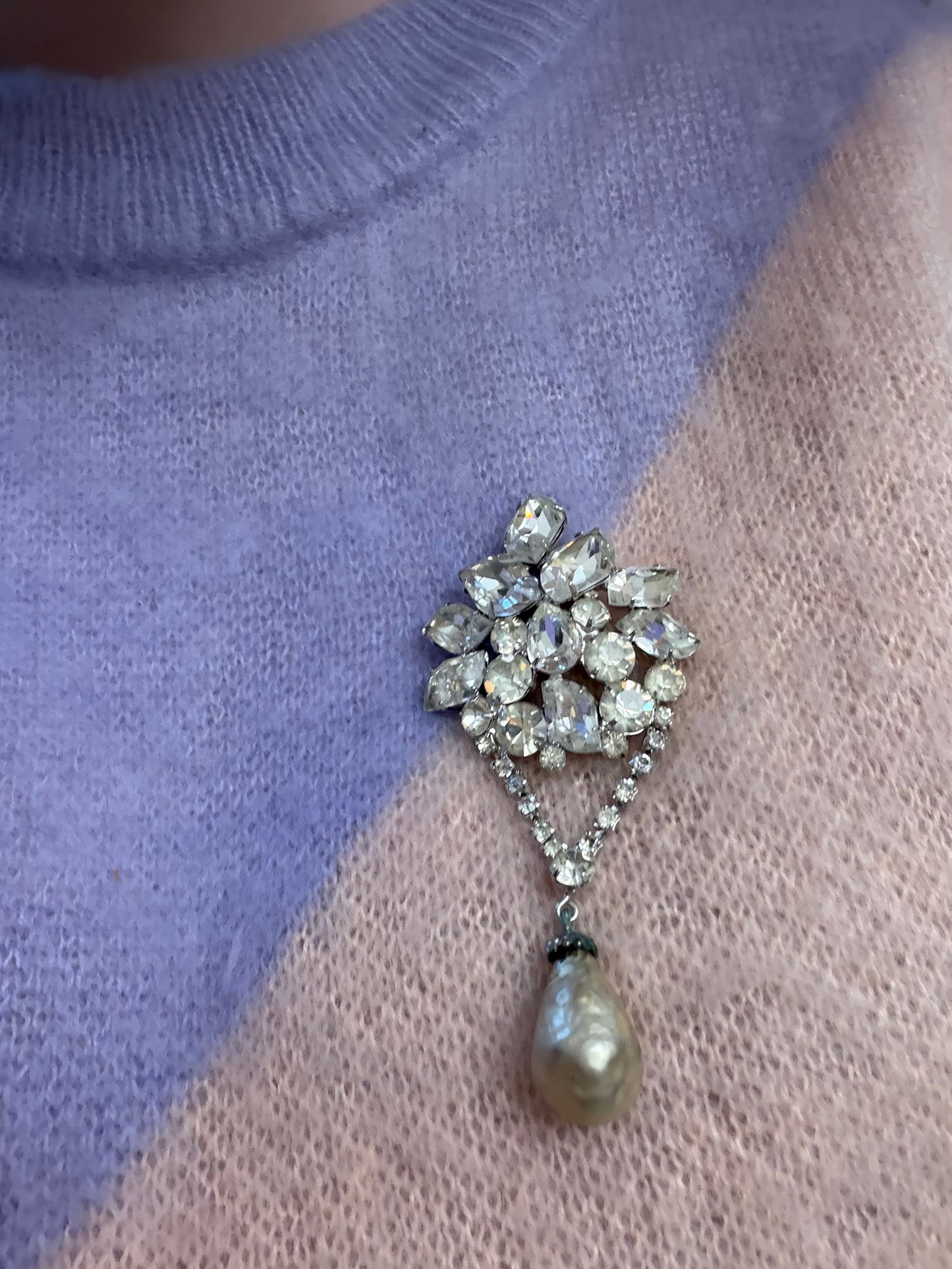 Iris Apfel's Vintage Weiss Rhinestone Pearl Brooch