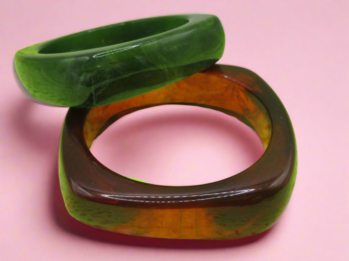 Iris Apfel's Resin Bangle Set