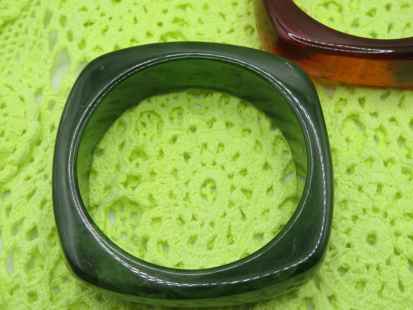 Iris Apfel's Resin Bangle Set